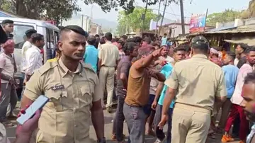 group clash during Holi celebrations