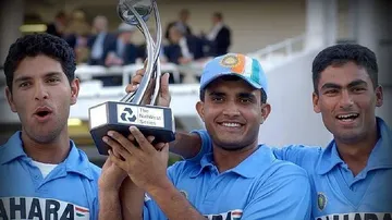 Yuvraj And Kaif With Ganguly 