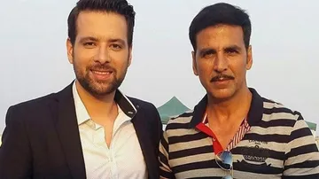 Mikaal Zulfiqar with Akshay Kumar