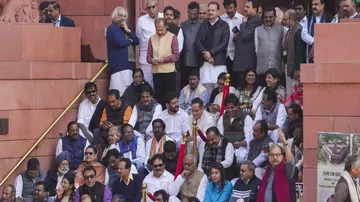 suspended-opposition-mps