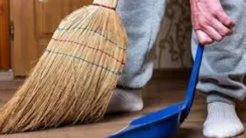 Brooming in house
