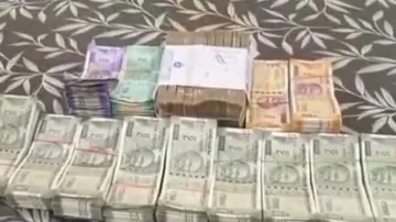  6lakh seized