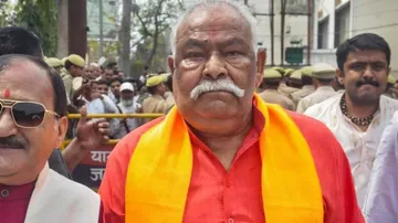  Kunwar Sarvesh Singh