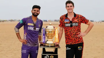 Shreyas Iyer(KKR Captain) & Pat Cummins(SRH Captain) 