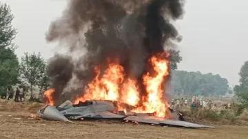 MiG-29 fighter jet crashe