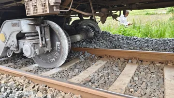 Train Derail