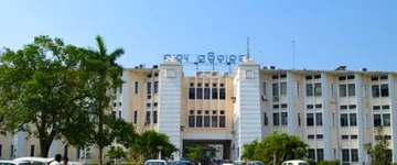 ଅବସରପ୍ରାପ୍ତ କର୍ମଚାରୀଙ୍କୁ ନିଯୁକ୍ତି ଦେଇ ପୁଣି ବିଦା କରିବା ପଛରେ ରାଜନୀତି !