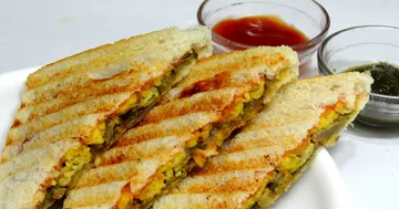 ତାୱାରେ ତିଆରି କରନ୍ତୁ 'କ୍ରିସ୍ପି ଭେଜିଟେବୁଲ୍‌ ସାଣ୍ଡୱିଚ୍‌'