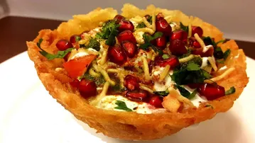 ଘରେ ପ୍ରସ୍ତୁତ କରନ୍ତୁ ‘ଆଳୁ ଲଚ୍ଛା ଟୋକରି ଚାଟ୍‌’