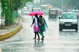 ରାତିରେ ପ୍ରବଳ ବର୍ଷିବ, ଘଡ଼ଘଡି ବି ମାରିବ