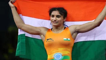 ବଜରଙ୍ଗଙ୍କ ପରେ ଫୋଗଟ୍‌ ଦେଲେ ଦ୍ୱିତୀୟ ସ୍ୱର୍ଣ୍ଣ