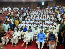 ବଲାଙ୍ଗିର ମେଡିକାଲ କଲେଜର ଶ୍ରେୟ ନେବାକୁ ଲଢ଼େଇ