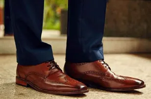 ଜାଣନ୍ତୁ, କାହା ପାଇଁ, କେଉଁ ଭଳି ଜୋତା ଅଶୁଭ