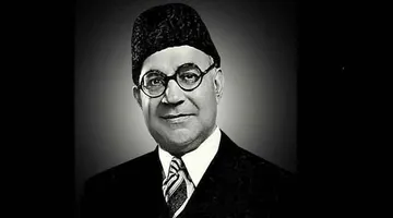 ପ୍ରଥମେ ଭାରତର ଅର୍ଥମନ୍ତ୍ରୀ, ପରେ ପାକିସ୍ତାନ୍‌ର ପ୍ରଧାନମନ୍ତ୍ରୀ