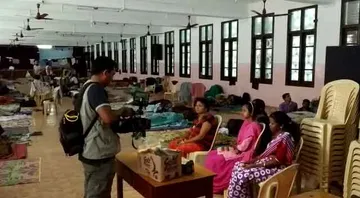 ମେଳାକୁ ଯାଇ ଫସିଗଲେ, ବନ୍ୟାପାଣିରେ ଭାସିଗଲା ପରିଶ୍ରମ ଓ ପାରିଶ୍ରମିକ