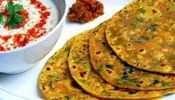 ଏମିତି ତିଆରି ହୁଏ ଗୁଜରାଟି ବେସନ ମେଥି ଥେପଲା