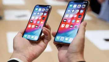 ଲଞ୍ଚ୍ ହେଲା ୩ଟି ନୂଆ ଆଇଫୋନ୍‌