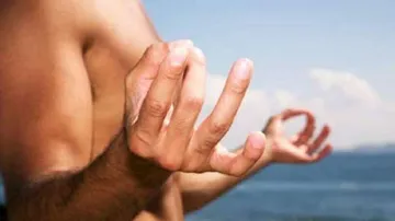 ବୁଦ୍ଧିମାନ୍‌ ହେବା ପାଇଁ କରନ୍ତୁ ଏହି ମୁଦ୍ରା