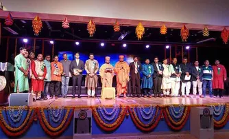 ଆବୁଧାବିରେ ବୋଇତ ବନ୍ଦାଣ ଉତ୍ସବ