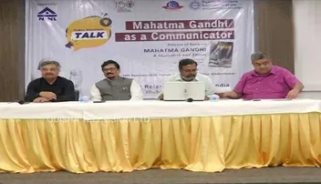‘‘ମହାତ୍ମା ଗାନ୍ଧି ଏ ଜର୍ଣ୍ଣାଲିଷ୍ଟ ଆଣ୍ଡ୍ ଏଡିଟର’’ ପୁସ୍ତକ ଉନ୍ମୋଚିତ