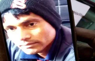 ମହିଳାଙ୍କୁ ହତ୍ୟା କରି ଲୁଚିଥିଲା: ଧରି ପକାଇଲେ ମୃତକଙ୍କ ପରିବାର ଲୋକେ