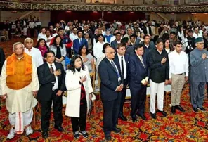 ପୁଲୱାମା ଆକ୍ରମଣକୁ ବିରୋଧ: ଆମେରିକାରେ ରାସ୍ତାକୁ ଓହ୍ଲାଇଲେ ଭାରତୀୟ