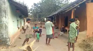 ମହିଳାଙ୍କ ଝୁଲନ୍ତା ମୃତଦେହ ଉଦ୍ଧାର, ହତ୍ୟା ଅଭିଯୋଗ ଅଣିଲେ ବାପ ଘର ଲୋକେ