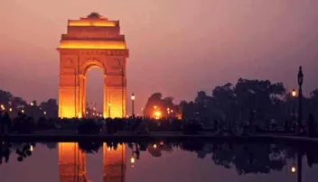 ଦିଲ୍ଲୀ ବୁଲି ଗଲେ ଦେଖିବାକୁ ଭୁଲନ୍ତୁ ନାହିଁ ଏହି ସବୁ ସ୍ଥାନ