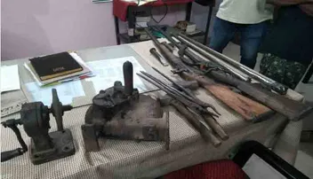 ବେଆଇନ୍‌ ଦେଶୀ ବନ୍ଧୁକ କାରଖାନା ଠାବ