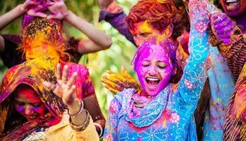 ହିନ୍ଦୁ ପର୍ବରେ ପରିବେଶ ଦ୍ୱାହି ଦେଇ ସାଂସ୍କୃତିକ ଆତଙ୍କବାଦ ପ୍ରସାର କରାଯାଉଛି: ମନ୍ତ୍ରୀ