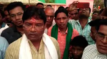 ଭୋଟରଙ୍କ ପ୍ରଶ୍ନବାଣରେ ପୁଷ୍ପେନ୍ଦ୍ରଙ୍କ ପାଟି ଚୁପ୍‌