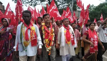 ହିଞ୍ଜିଳିକାଟୁରେ ଜୋର୍‌ଦାର୍‌ ପ୍ରଚାର କରୁଛି ସିପିଆଇ