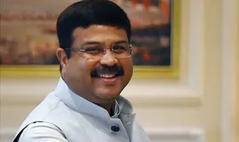 ମୁଖ୍ୟମନ୍ତ୍ରୀଙ୍କ 'କିରୋସିନି' ଚିଠିର ଉତ୍ତର ଦେଲେ ଧର୍ମେନ୍ଦ୍ର