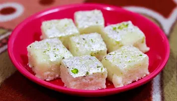 କମ୍‌ ସାମଗ୍ରୀ ଏବଂ କମ୍‌ ସମୟରେ ପ୍ରସ୍ତୁତ କରନ୍ତୁ ନଡ଼ିଆ ବରଫି