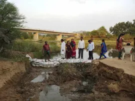 ପ୍ରଶାସନ ଶୁଣିଲାନି, ଲୋକେ ସମାଧାନ କଲେ ପାଣି ସମସ୍ୟା