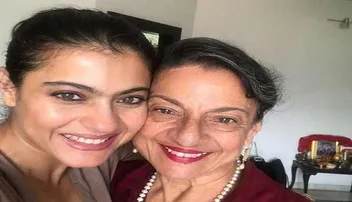 ସର୍ଜରୀ ପରେ ଏପରି ଦେଖାଯାଉଛନ୍ତି କାଜଲ୍‌ଙ୍କ ମା’