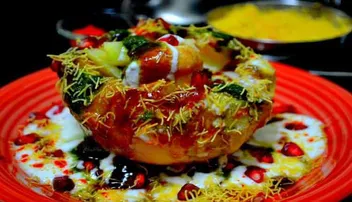 ଘରେ ପ୍ରସ୍ତୁତ କରନ୍ତୁ ଚଟ୍‌ପଟା ରାଜ୍‌ କଚୋରୀ