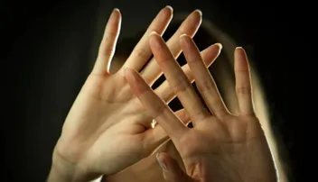 ଜନ୍ମଦିନରେ ଦୁଷ୍କର୍ମର ଶିକାର ହେଲେ ଯୁବତୀ, ୪ ଜଣଙ୍କ ନାଁରେ ଥାନାରେ ଏତଲା