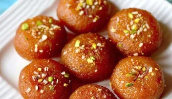 ନବରାତ୍ରୀରେ ମା’ଙ୍କ ପାଖରେ ଭୋଗ ଲଗାନ୍ତୁ ’ବାଲୁଶାହି’