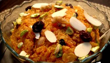 ନବରାତ୍ରୀରେ ଖାଆନ୍ତୁ ‘ମୁଗ ଡାଲି ହାଲୱା’