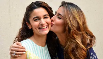 ଟିକେ ଲାଜ କଲେ ଆଲିଆ