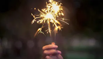 ହାତରେ ବାଣ ଫୁଟାଇ ଚାଲିଗଲା ଜୀବନ