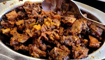 ମାଟି ହାଣ୍ଡି ପୋଡ଼ା ମଟନ୍‌