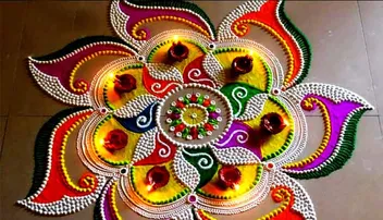 ଦୀପାବଳିରେ ବାସ୍ତୁ ଅନୁଯାୟୀ ପକାନ୍ତୁ ରଙ୍ଗୋଲି: ମିଳିବ ଅନେକ ଫାଇଦା