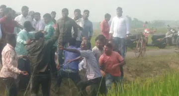 ବିଧାୟକଙ୍କ ପାଖ ଲୋକ କିଏ ? ତୁତୁ ମେ ମେ’ରୁ ବିଜେଡ଼ି ଗୋଷ୍ଠୀରେ ବାଡ଼ିଆପିଟା