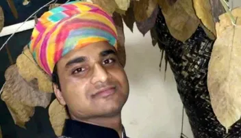 ବିଏଚ୍‌ୟୁ: ଆନ୍ଦୋଳନକାରୀ ଛାତ୍ରଙ୍କ ବିଜୟ, କଳା ବିଭାଗରେ ସଂସ୍କୃତ ପଢ଼ାଇବେ ଫିରୋଜ୍‌