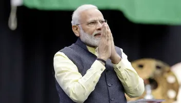 ପୋଷାକରୁ ଜଣାପଡ଼ୁଛି ହିଂସା କିଏ କରୁଛି: ମୋଦି