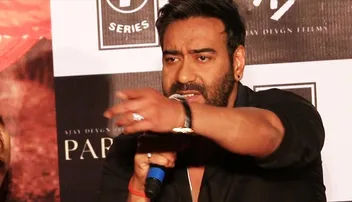 ଝିଅକୁ ଟ୍ରୋଲ୍‌ କରିବାରୁ ରାଗିଲେ ଅଜୟ