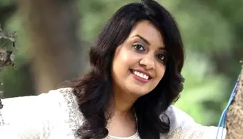 ‘ବୃକ୍ଷ ପ୍ରେମୀ’ ଶିବସେନାର ୧୦୦୦ ଗଛ କାଟିବା ଚର୍ଚ୍ଚା, ଅମୃତା କହିଲେ ‘ହିପୋକ୍ରାସି’