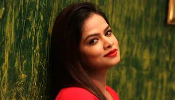 ‘ଟଙ୍କା ପାଇଁ ଯାତ୍ରା କରେ’